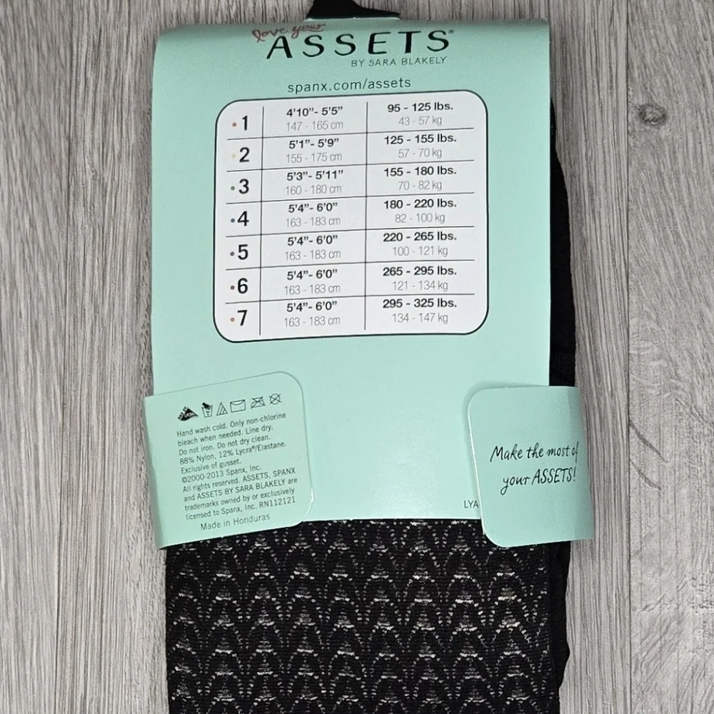 Spanx Love your Assets Textured Shaping Tights - Wish Bone Size 3 Black 2049 New